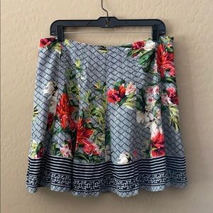 WHBM flounce skirt black red floral geometric 12